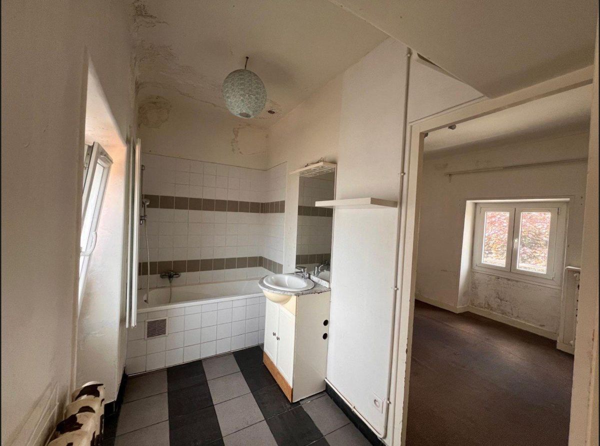 La salle de bain avant travaux